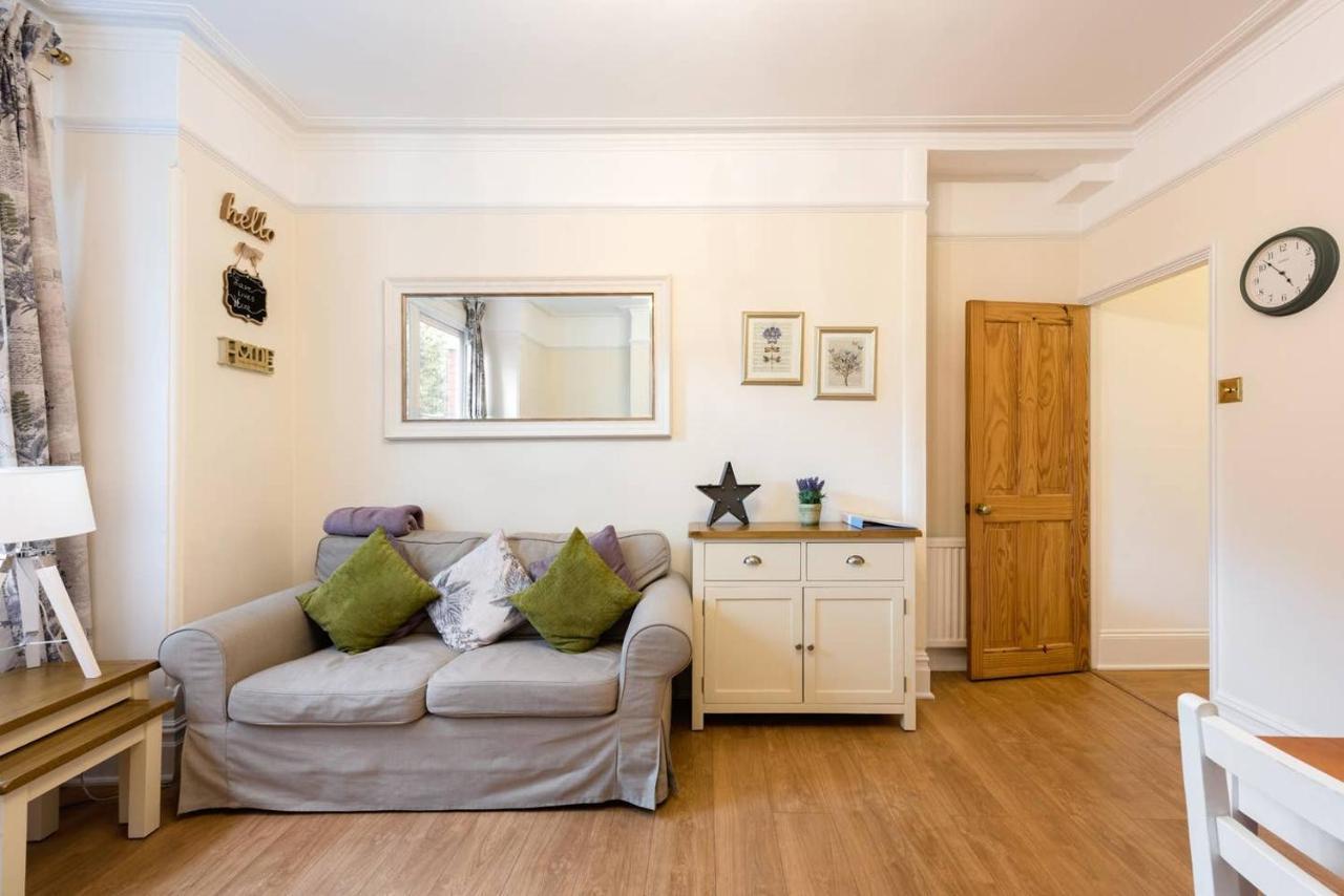 Bikki Apartments - 2 Bedroom Харроу Экстерьер фото